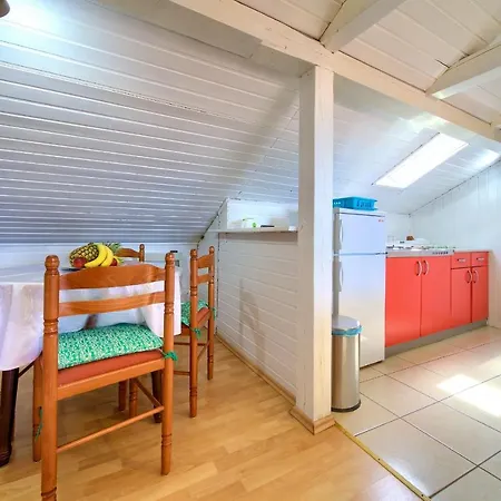 Stella Samoborska 9 Apartman Malinska