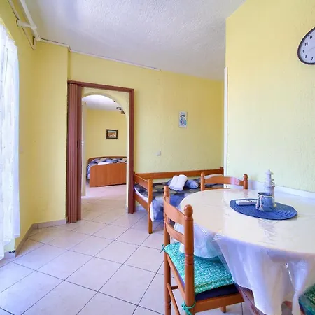 Apartment Stella Samoborska 9 Malinska